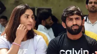 Bajrang Punia and Vinesh Phogat