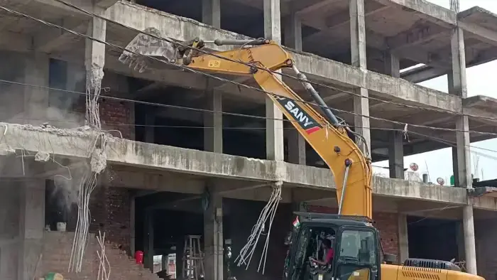 Haji Raza Building Demolished