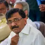 Shivsena UBT Split: महाराष्ट्र की राजनीति में एक बार फिर से घमासान मचा हुआ है।